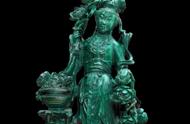 中国玉文化：孔雀石艺术品的魅力与鉴赏