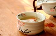 如何泡制桂花黄芪茶及其健康益处
